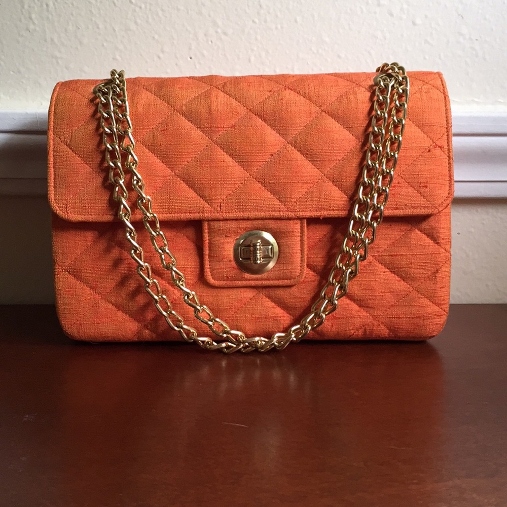 Vintage Quilted Turnlock Bag